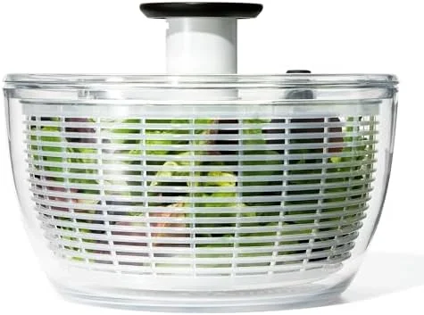 OXO Good Grips Salad Spinner - Lettuce Spinner, Fruit Washer, Fruit Washing Bowl with Strainer, Vegetable Cleaner, Salad Cleaner, Lettuce Washer, 6.22